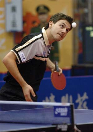 Timo Boll in Aufschlagstellung